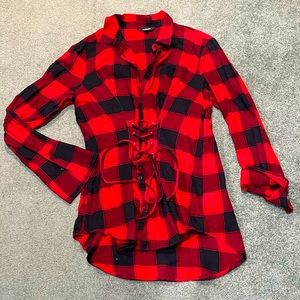 Express red and black flannel shirt with corset waist. Size Large.